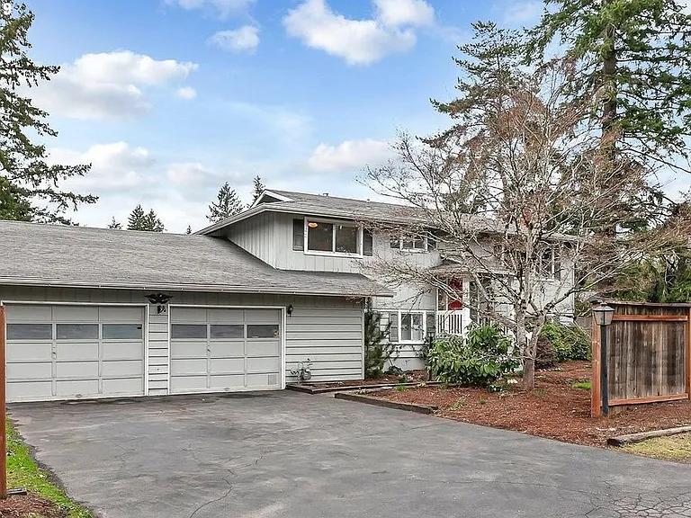 8205 SW Laurel St — Photo 23
