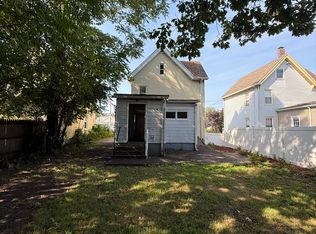 545 1st Ave #1, West Haven, CT 06516