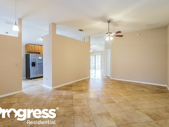 3rd image of 9116 Jennifer Ln