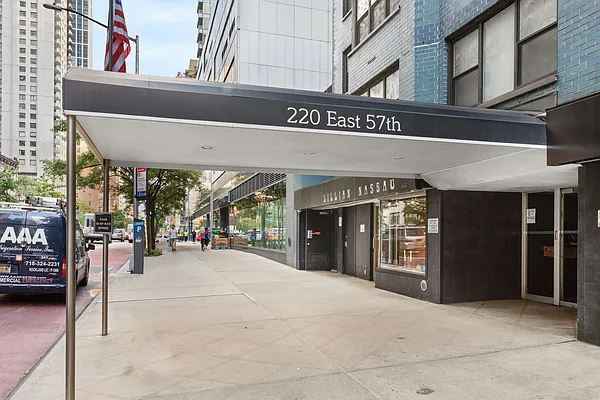 Rented by Compass | media 12