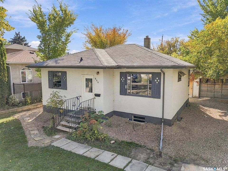 1st image of 109 108th Street W