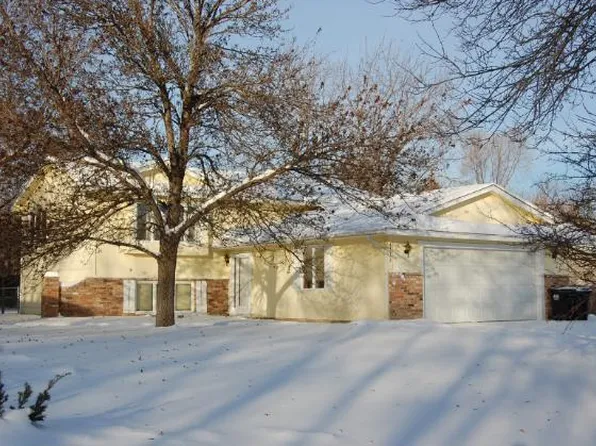 11988 Cree St NW, Coon Rapids, MN 55433