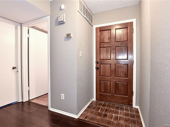 5th image of 3100 Fairfield Ave Unit 5B