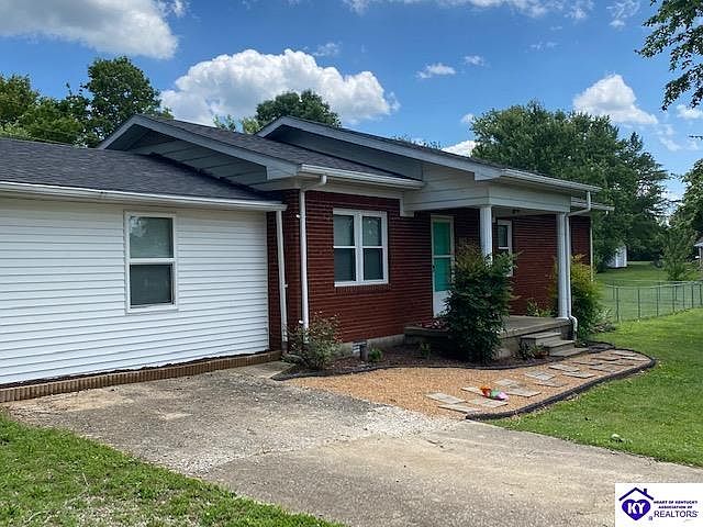 1st image of 882 New Circle Dr