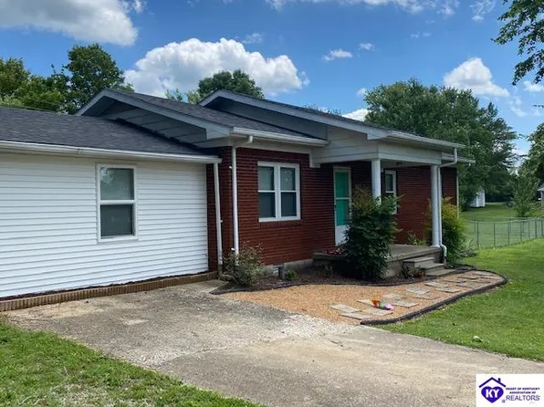 882 New Circle Dr, Horse Cave, KY 42749