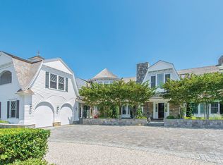 88 Jessup Ln, Westhampton Beach, NY 11978