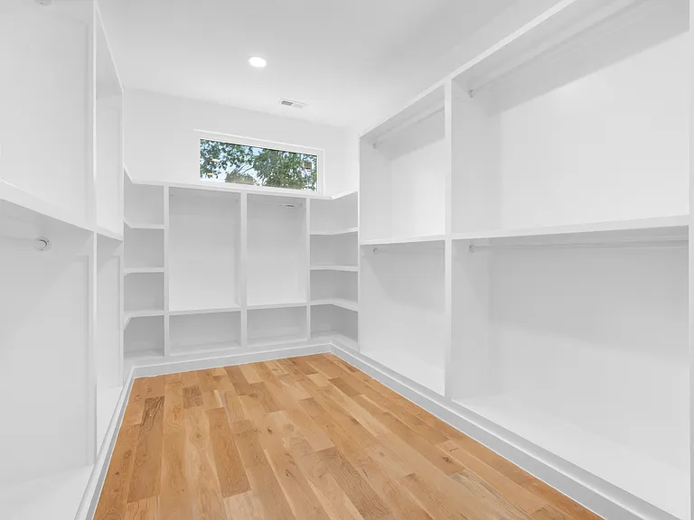 1005 Glenview Dr — Photo 19