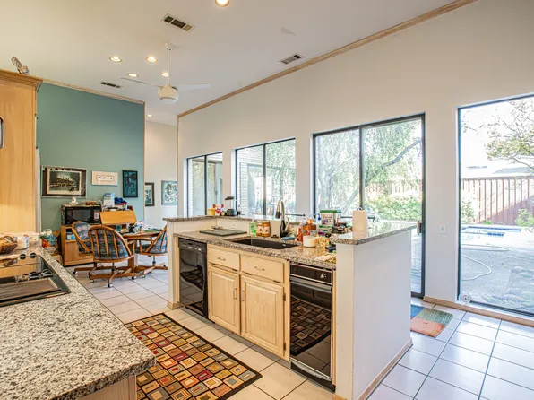 1731 Manor Ln, Plano, TX 75093