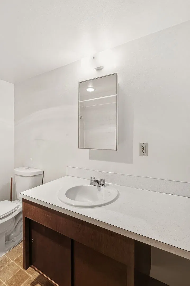 Olympic Manor — Photo 4