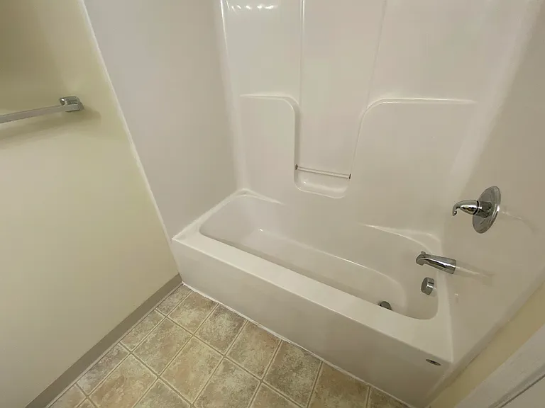 101 Eastern Ave #302 — Photo 32
