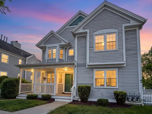 1810 Highland Ave APT 4A, Fall River, MA 02720