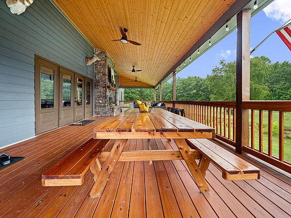 5th image of 3545 Binkley Rd