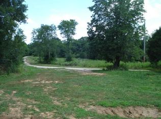 5024 Kedron Rd, Columbia, TN 38401