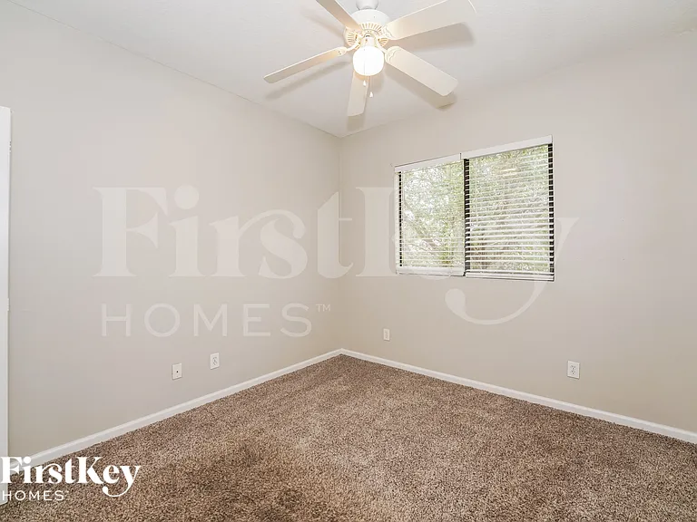 4365 Millicent Cir — Photo 9