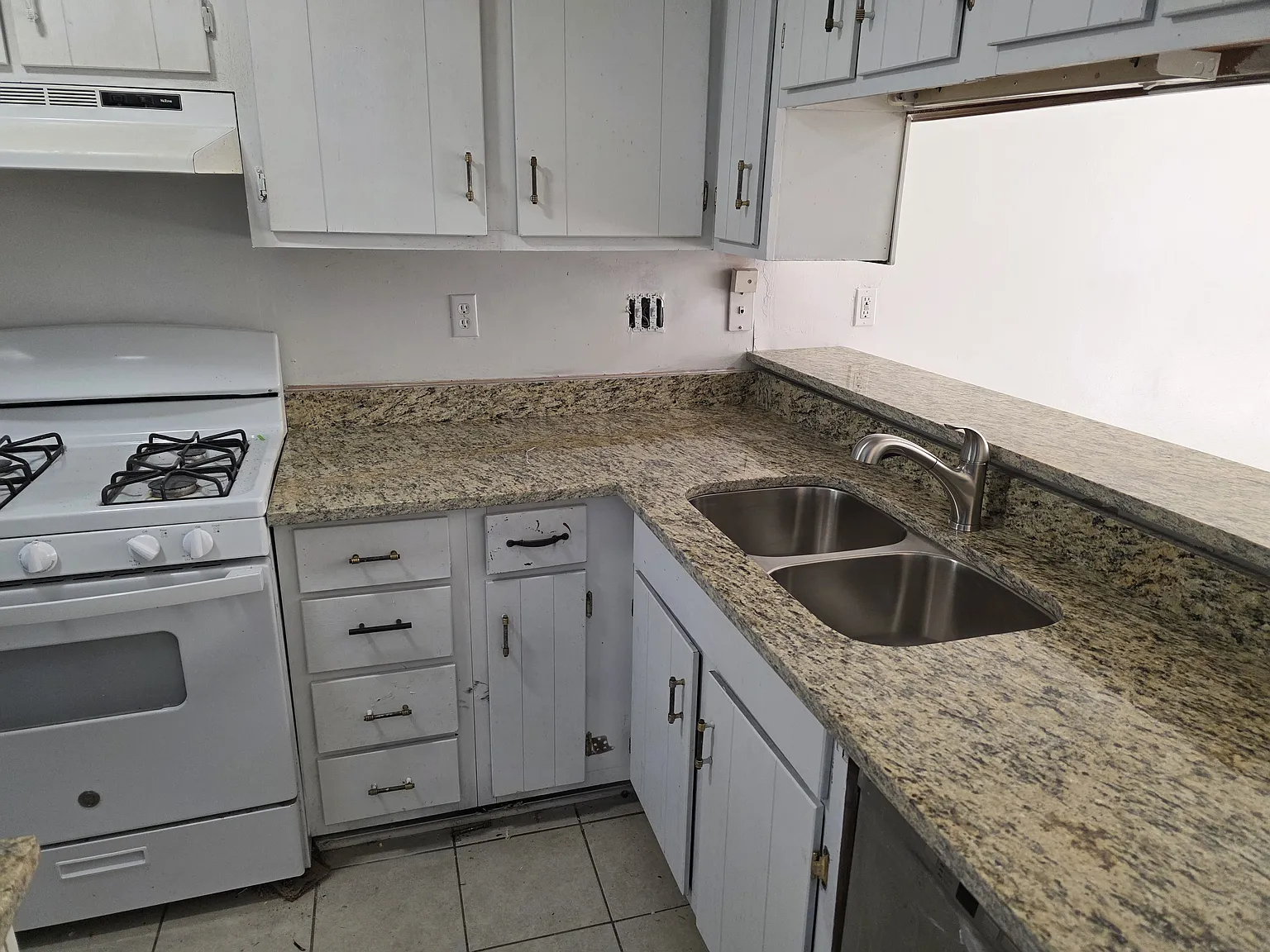 2 bed, 1092 sqft, $1,290 — Photo 4