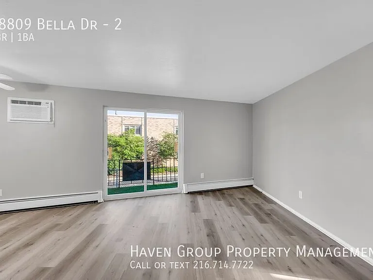 18809 Bella Dr #2 — Photo 11