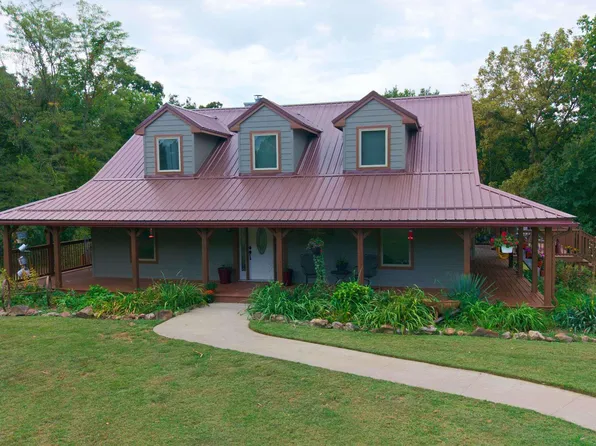 31698 Steele Dr, Smithton, MO 65350