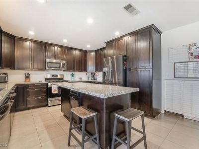3920 Clear View Dr, Las Vegas, NV, 89121