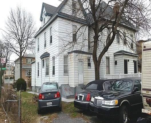 2nd image of 2502 Ericsson St