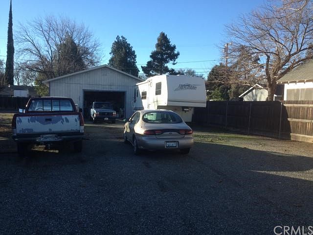 1st image of 422 East St