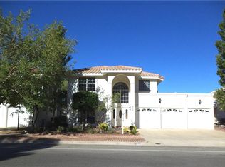 913 Via De La Paz Dr, El Paso, TX 79912