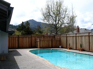 14 Berens Dr, Kentfield, CA 94904