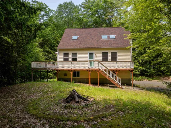 32 Lucerne Street, Moultonborough, NH 03254