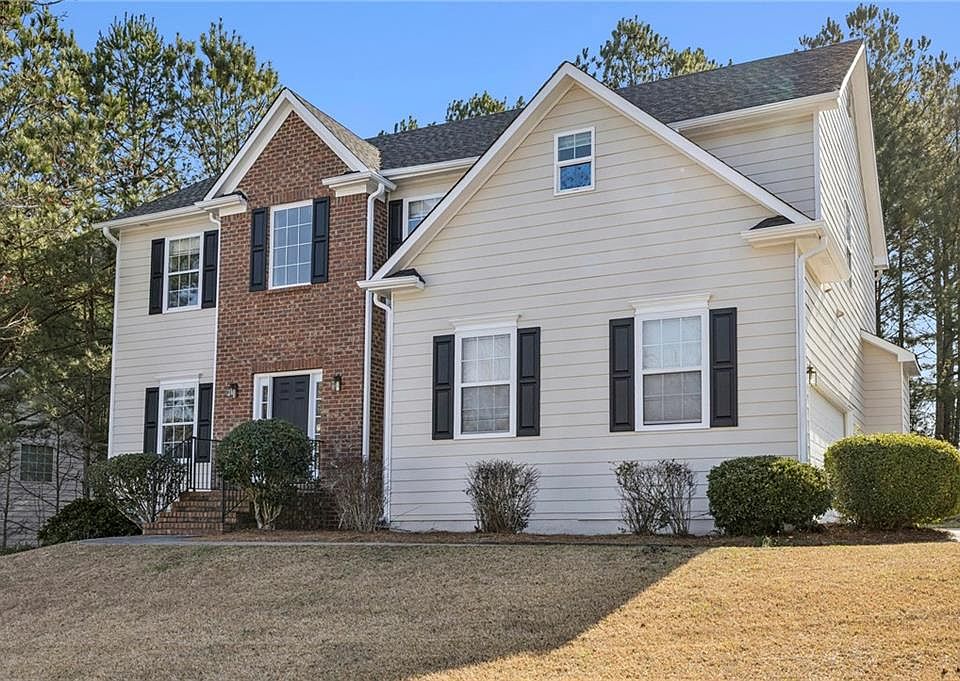 1st image of 5896 Village Loop