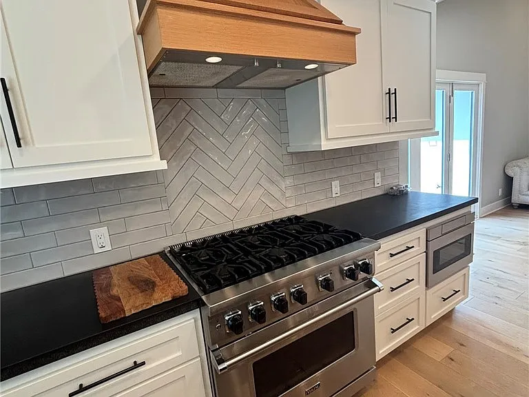 4722 Laurette St — Photo 9