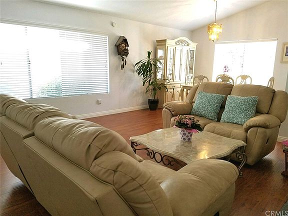 3rd image of 16970 Los Cedros Ave
