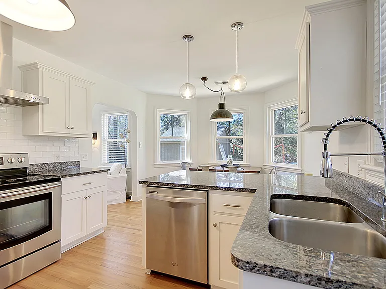 1724 Pearlott St — Photo 12