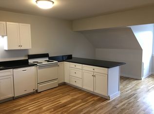 125 Main St #302, Putney, VT 05346