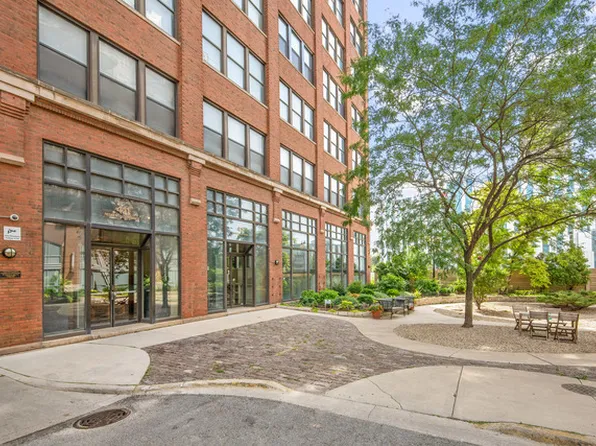 411 S Sangamon St APT 7C, Chicago, IL 60607