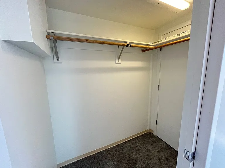533 NE Holladay St #402 — Photo 16