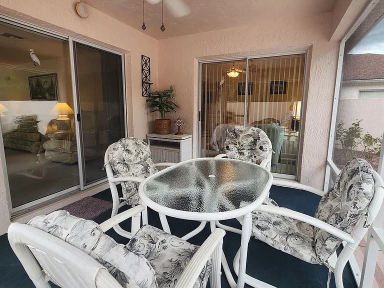 614 Delgado Ave — Photo 6