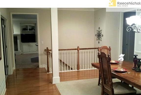 Spacious entry with soaring ceilings