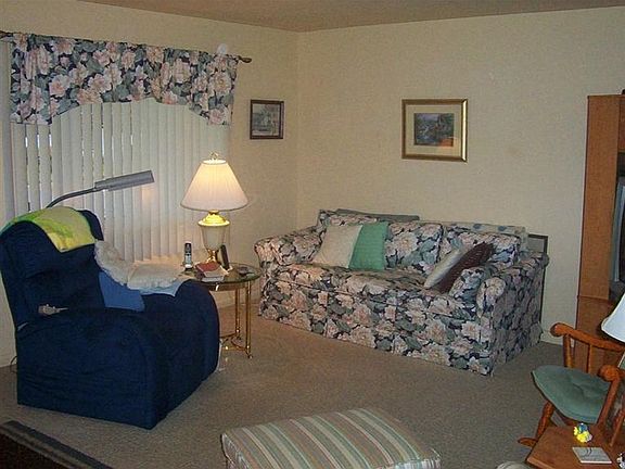 5th image of 3113 Muriel Ave