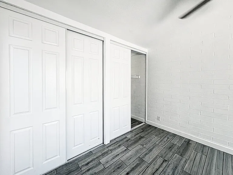 4202 N 27th St #11 — Photo 28