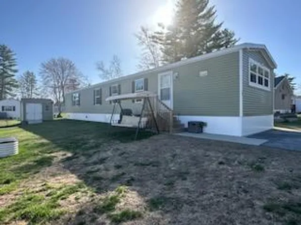 15 Ashleigh Lane, Standish, ME 04084