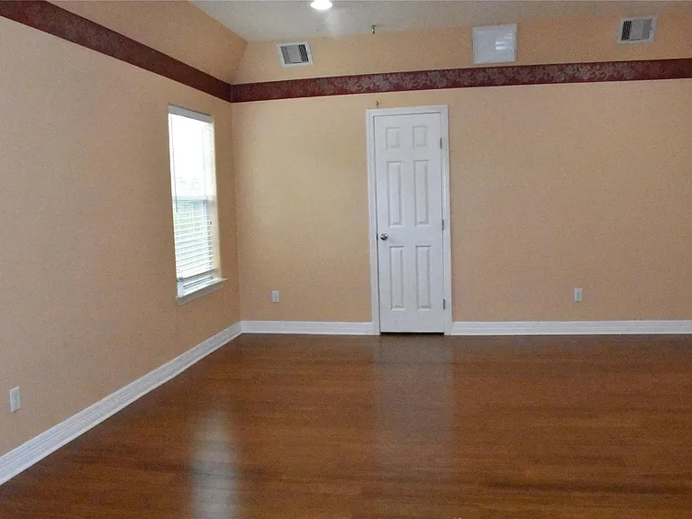 8535 Parkette Dr — Photo 25