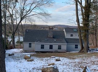 25 High Indian Hill Rd, Mahopac, NY 10541