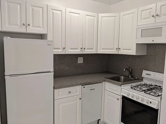 Rented by Compass | media 12