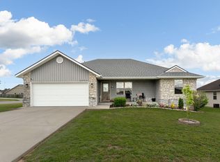2000 S Oriole Ct, Ozark, MO 65721