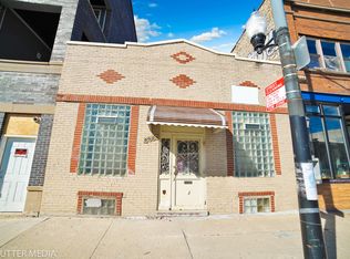 2034 W 18th St, Chicago, IL 60608
