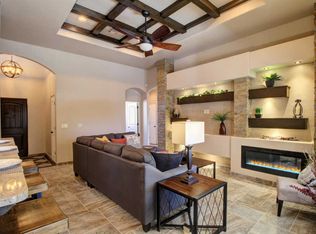 952 Flora Vista Dr, Las Cruces, NM 88005
