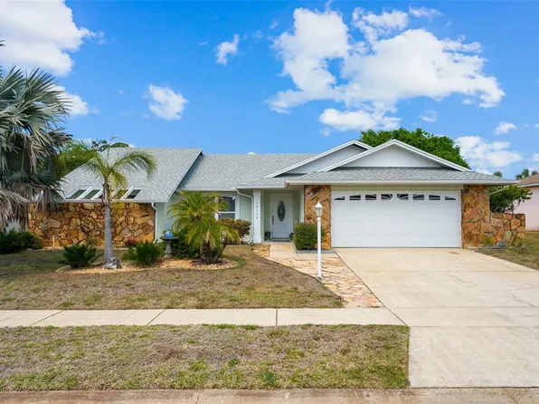 10116 Landmark Dr, Hudson, FL 34667