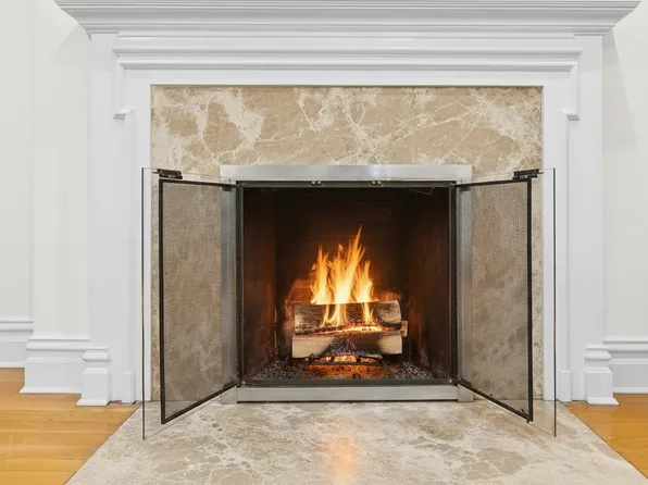 59 East 75th Street image 3 of 8