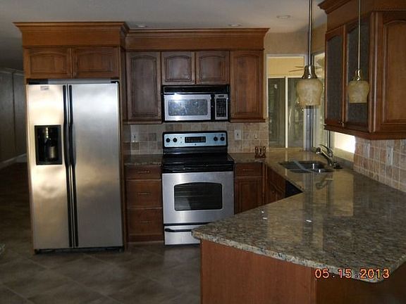 2nd image of 222 Saint Andrews Blvd