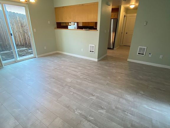 2nd image of 1657 NE Lotus Dr Unit 01
