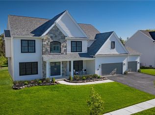 3941 Wheatfield Xing, Wheatfield, NY 14120